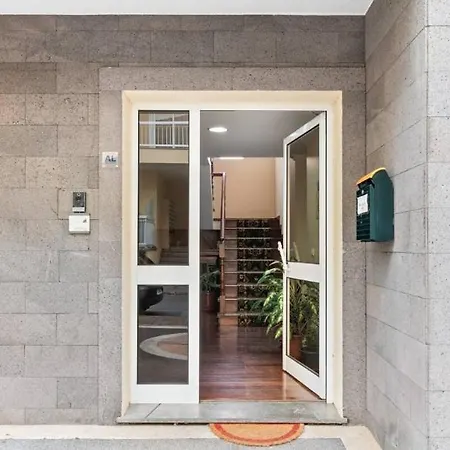 Apartment - J Ribeira Brava