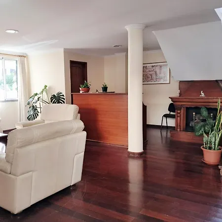 - J * ריביירה בראבה