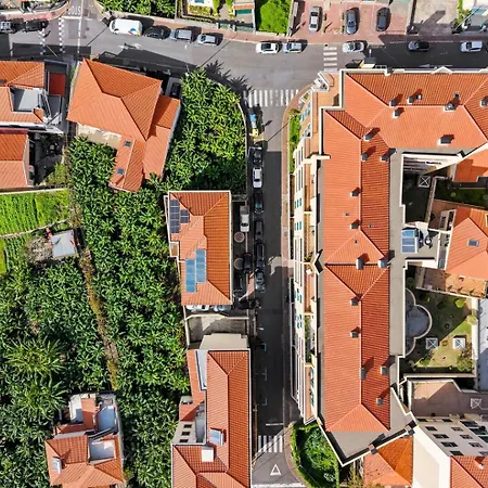 - J リベイラ・ブラーヴァ